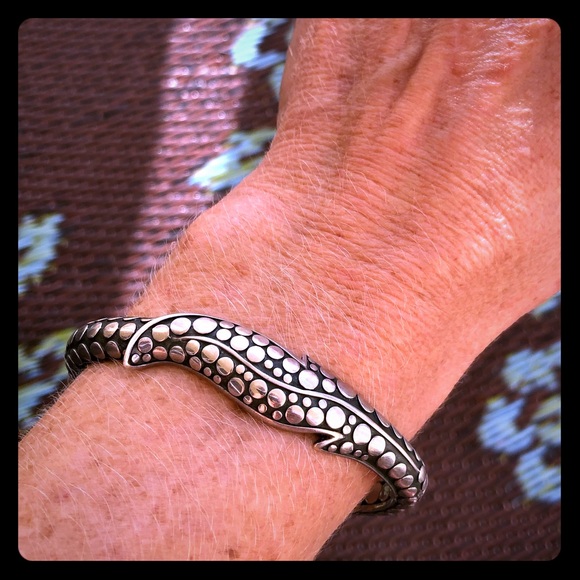 John Hardy Jewelry - John Hardy Ayu Silver (925) Leaf Bangle Bracelet